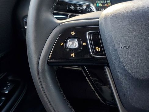 Certified 2023 Lincoln Corsair AWD w/ Equipment Group 101A image 17