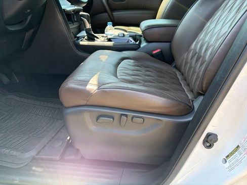 Used 2023 Nissan Armada Platinum w/ Captain's Chairs Package AWD/4WD image 9