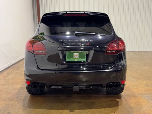 Used 2013 Porsche Cayenne GTS image 6