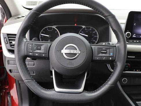 Used 2023 Nissan Rogue SV w/ SV Premium B Package image 17