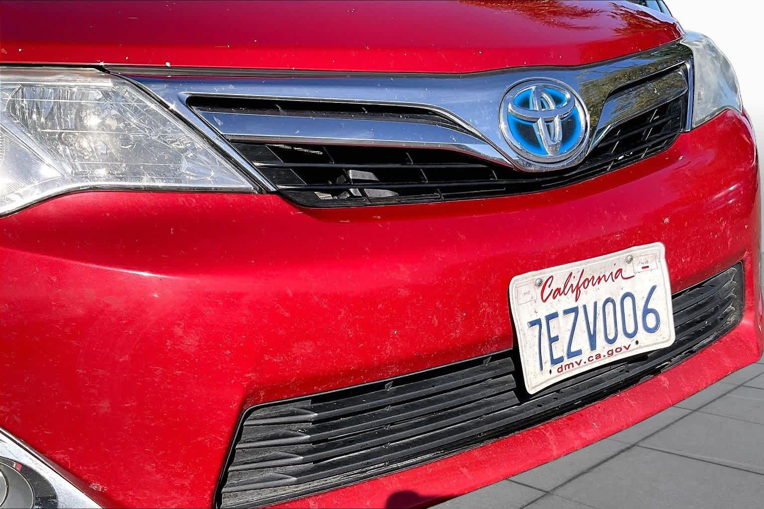 Used 2014 Toyota Camry XLE w/ Leather Package FWD image 29