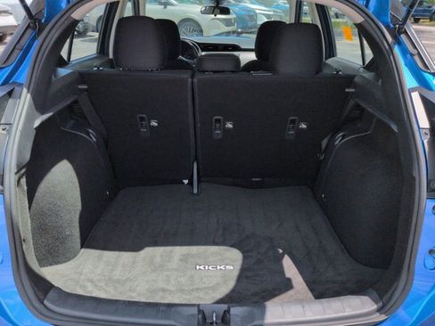 Certified 2022 Nissan Kicks SV FWD image 13