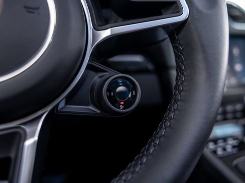 Certified 2024 Porsche 718 Boxster RWD image 37