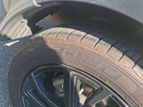 Used 2021 Nissan Kicks SR FWD image 18