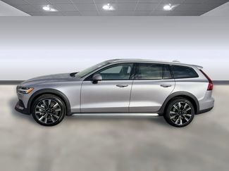 New 2026 Volvo V60 B5 Cross Country Ultra w/ Climate Package video 2