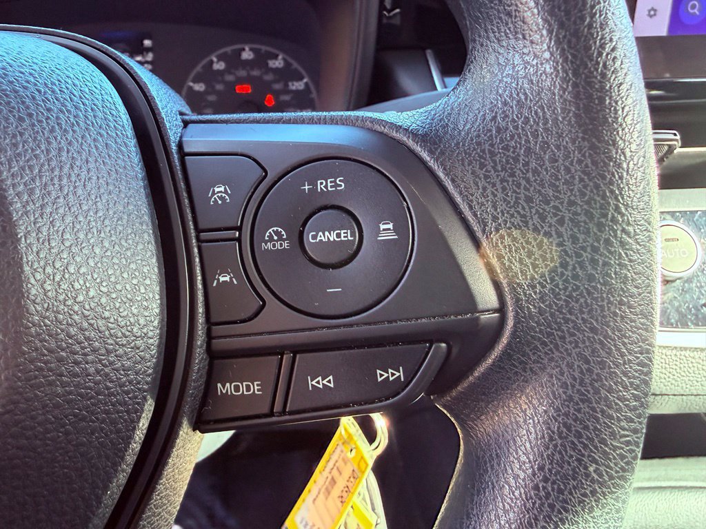 Used 2023 Toyota Corolla LE FWD image 18
