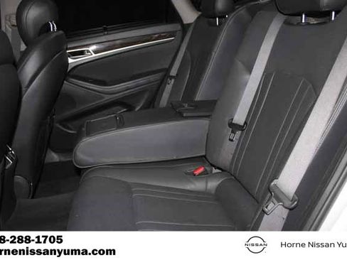 Used 2015 Hyundai Genesis 3.8 w/ Option Group 02 image 5