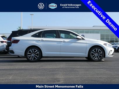 New 2025 Volkswagen Jetta SE
