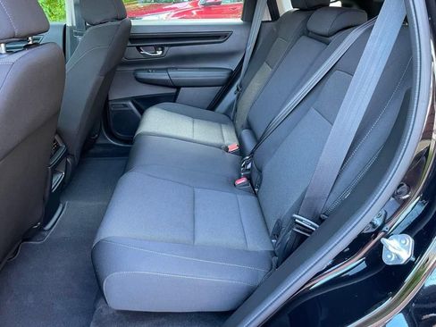 Used 2023 Honda CR-V LX image 7