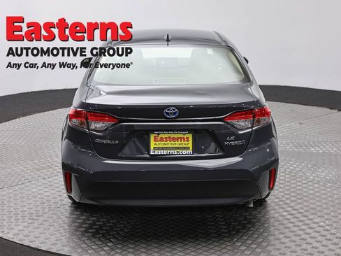 Used 2023 Toyota Corolla LE FWD image 6
