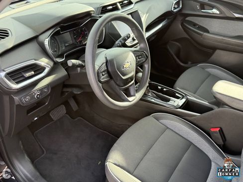 Used 2023 Chevrolet TrailBlazer LT FWD image 12