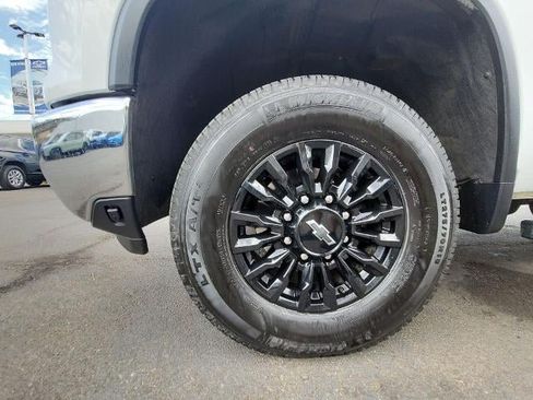 Used 2024 Chevrolet Silverado 3500 W/T AWD/4WD image 31