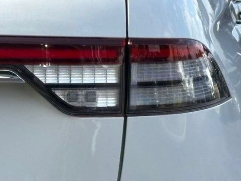 Used 2023 Lincoln Aviator Reserve w/ Equipment Group 201A AWD/4WD image 12