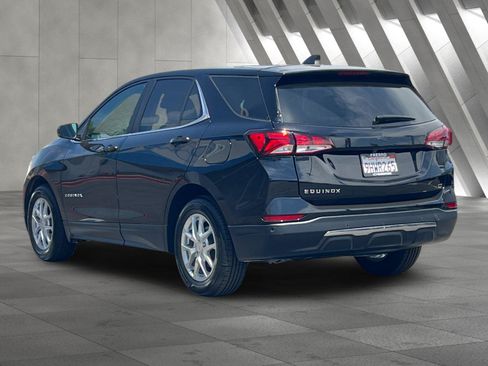 Used 2023 Chevrolet Equinox LT w/ Driver Convenience Package FWD image 6