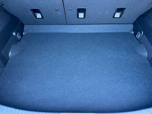 Certified 2025 Subaru Crosstrek 2.0i image 17