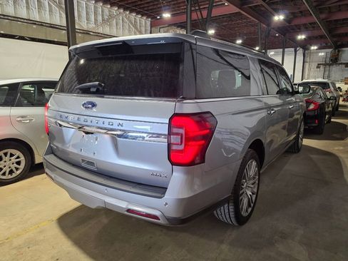 Used 2024 Ford Expedition Max Limited AWD/4WD image 2