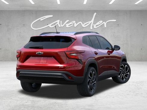 New 2026 Chevrolet Trax RS w/ Sunroof Package FWD image 4