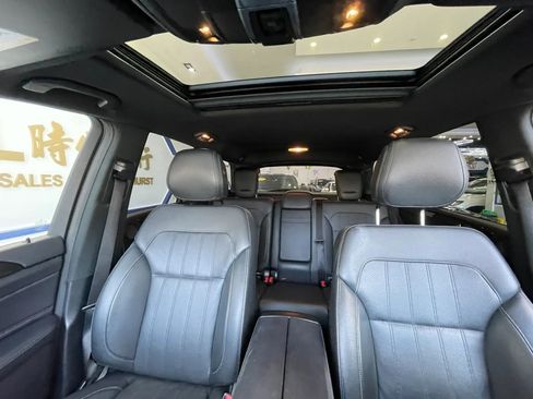 Used 2018 Mercedes-Benz GLE 350 4MATIC image 16