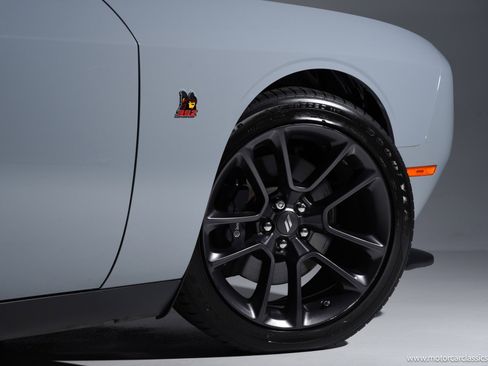 Used 2021 Dodge Challenger R/T Scat Pack image 17