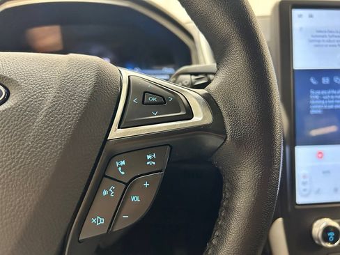 Used 2024 Ford Edge SEL AWD/4WD image 11