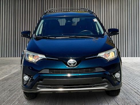 Used 2017 Toyota RAV4 XLE image 4