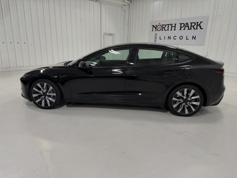 Used 2025 Tesla Model 3 Long Range RWD image 2