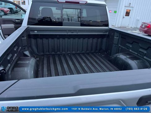 Used 2021 GMC Sierra 1500 SLT w/ SLT Convenience Package image 11