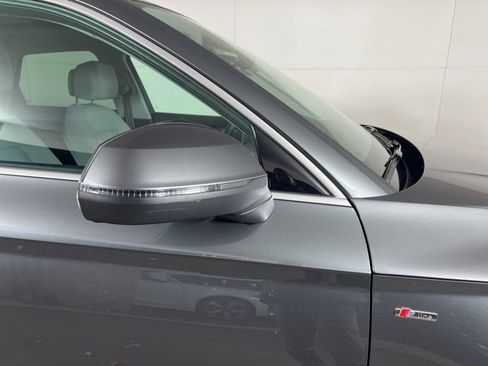 Certified 2022 Audi Q5 2.0T Premium Plus w/ Premium Plus Package image 10