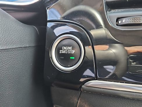 Used 2021 Buick Encore Preferred FWD image 31
