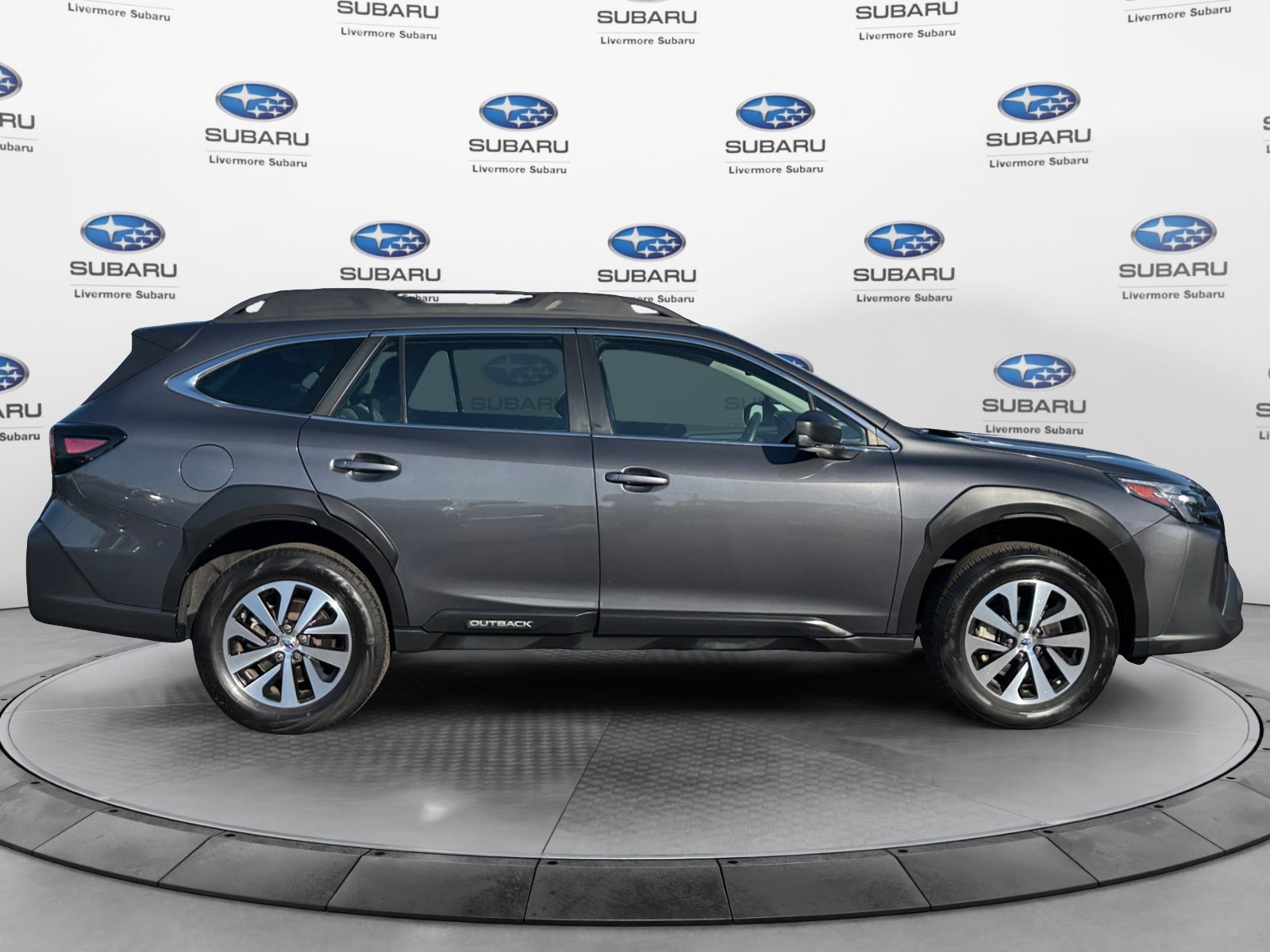 Used 2024 Subaru Outback AWD/4WD image 7