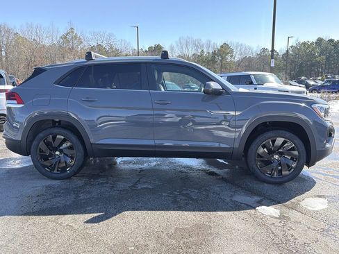New 2026 Volkswagen Atlas Cross Sport SE image 6