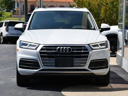 Used 2019 Audi Q5 2.0T Premium Plus w/ Premium Plus Package AWD/4WD image 12