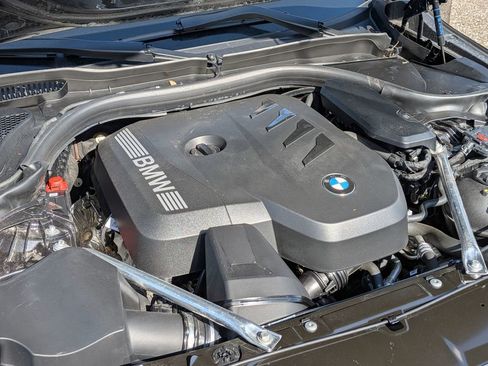 Used 2025 BMW 530i image 13