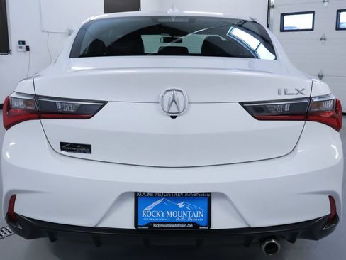 Used 2020 Acura ILX image 6