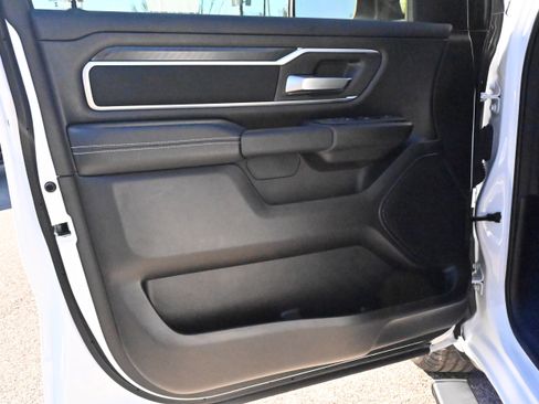 Used 2025 RAM 1500 Big Horn image 27