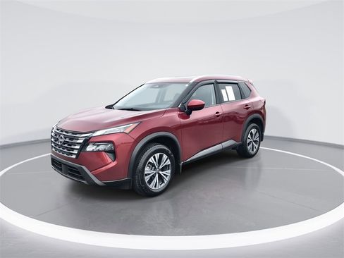 Certified 2025 Nissan Rogue SV w/ SV Premium Package image 4