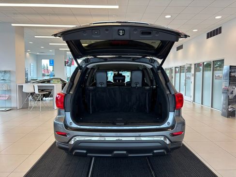 Used 2020 Nissan Pathfinder SL AWD/4WD image 9