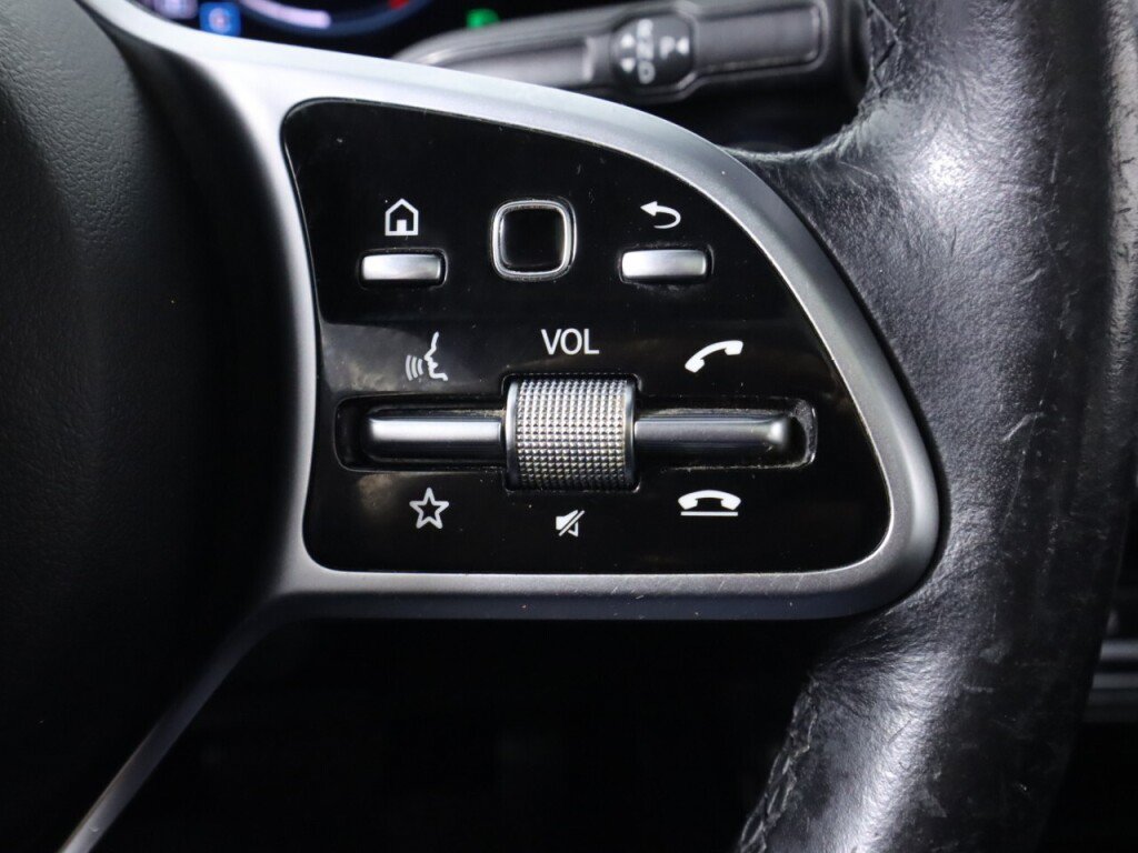 Used 2019 Mercedes-Benz A 220 image 13