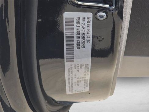 Used 2022 Chrysler Pacifica Touring-L FWD image 15