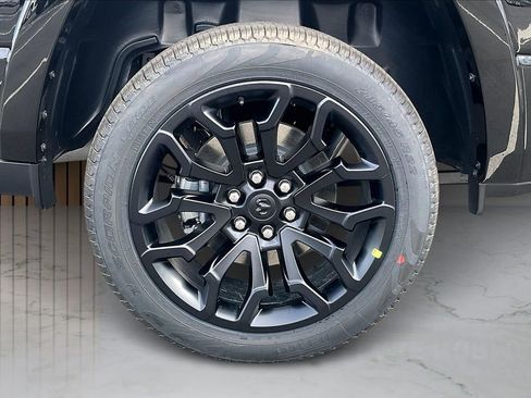 New 2026 RAM 1500 Limited AWD/4WD image 38