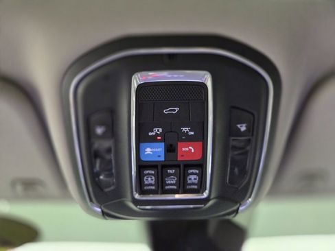 Used 2022 Jeep Wagoneer Series II w/ Premium Group I RWD image 19