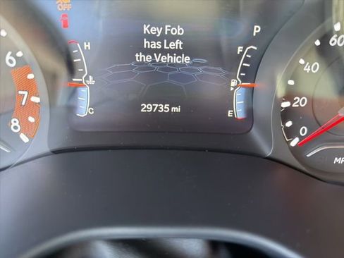 Used 2024 Jeep Compass Limited image 15