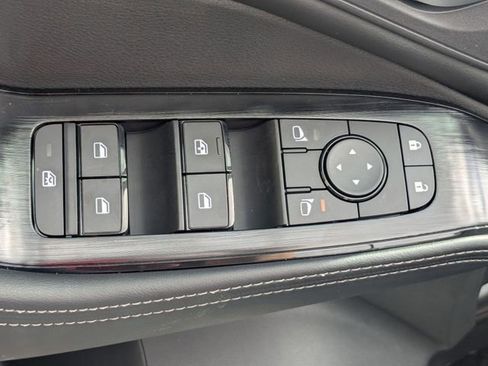 New 2026 Nissan Rogue SV image 12