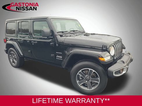 Used 2023 Jeep Wrangler Sahara image 2