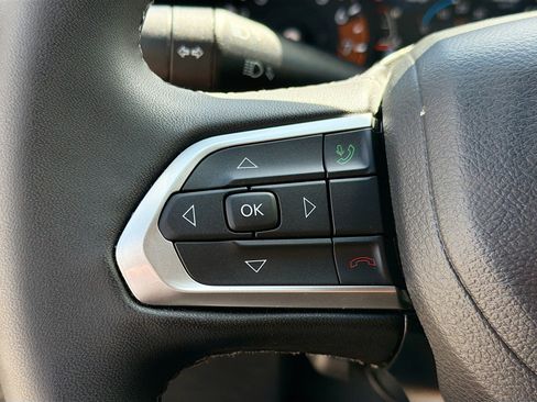 Used 2024 Jeep Compass Latitude w/ Altitude Special Edition image 31