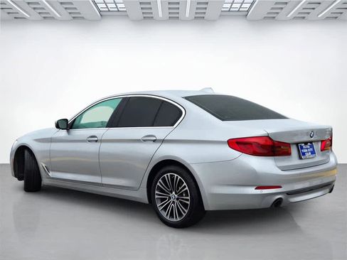 Used 2019 BMW 530i w/ Convenience Package image 4