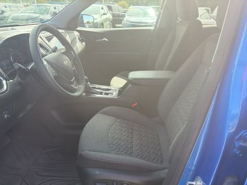 Used 2024 Chevrolet Equinox LT w/ LPO, Floor Liner Package AWD/4WD image 11