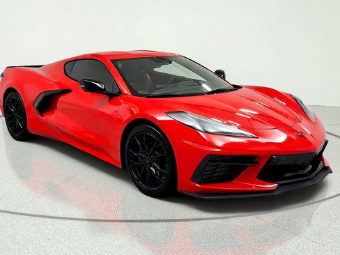 Used 2025 Chevrolet Corvette Stingray Premium Cpe w/ Stealth Interior Trim Package RWD image 7
