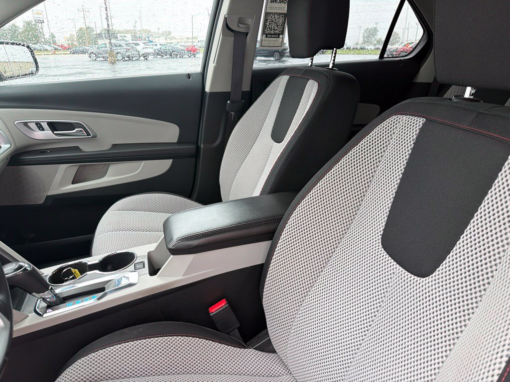 Used 2017 Chevrolet Equinox LT w/ Convenience Package FWD image 11