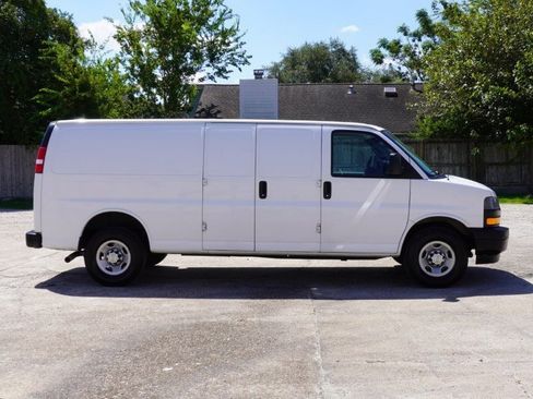 Used 2021 Chevrolet Express 2500 Extended w/ Driver Convenience Package image 6